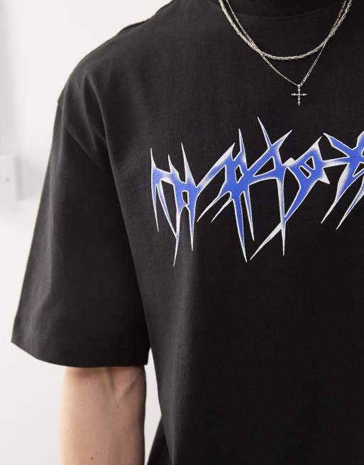 Camiseta negra holgada con estampado gráfico de Weekday, 2 de 4