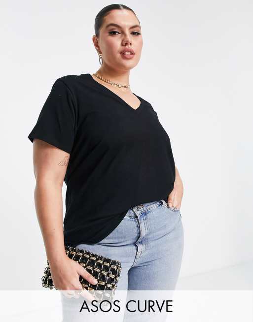 Camiseta negra larga con cuello de pico de corte recto de ASOS DESIGN Curve Edit