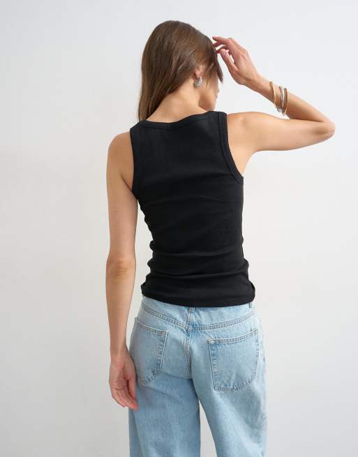 Camiseta negra sin mangas con cuello ancho de canalé de Topshop, 3 de 4