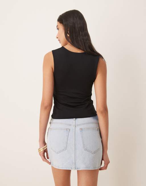 Camiseta negra sin mangas con cuello ancho de tejido doble de ASOS DESIGN, 2 de 4