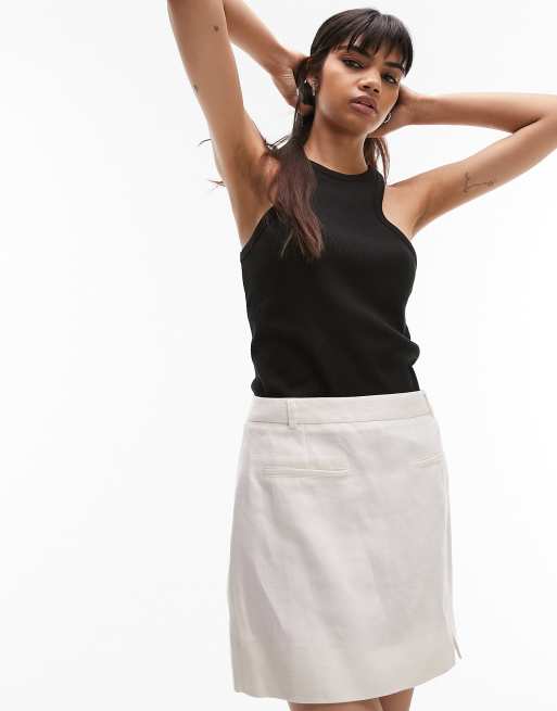 Camiseta negra sin mangas con cuello de nadadora recortado de Topshop