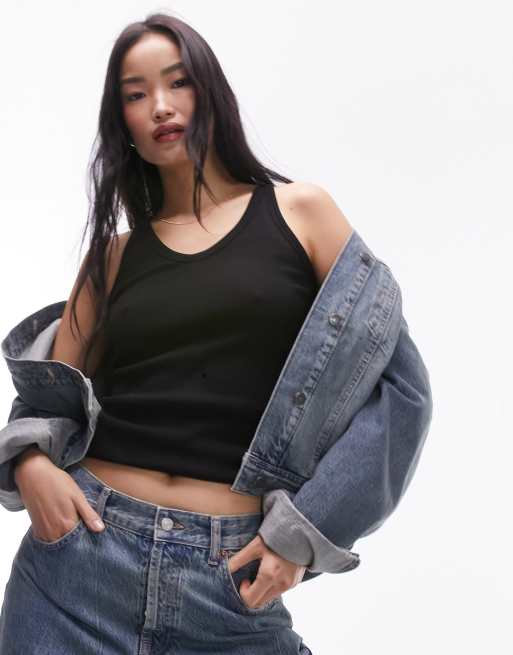 Camiseta negra sin mangas con cuello de pico ancho de canalé de Topshop