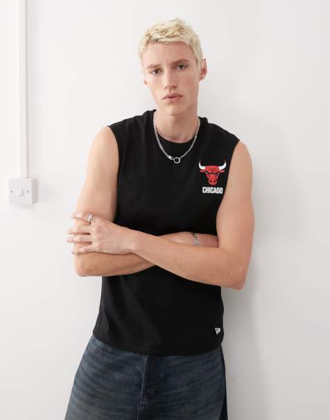 Camiseta negra sin mangas con diseño de los Chicago Bulls de New Era - view 1