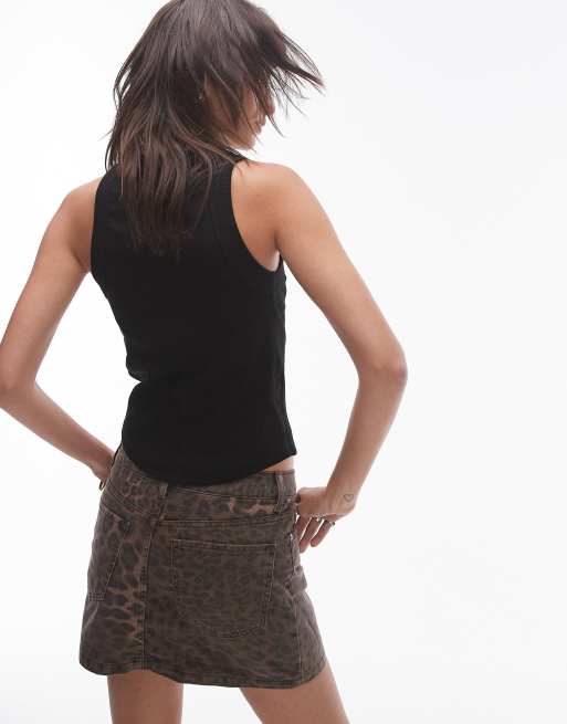 Camiseta negra sin mangas con espalda de nadadora de canalé de Topshop, 2 de 4