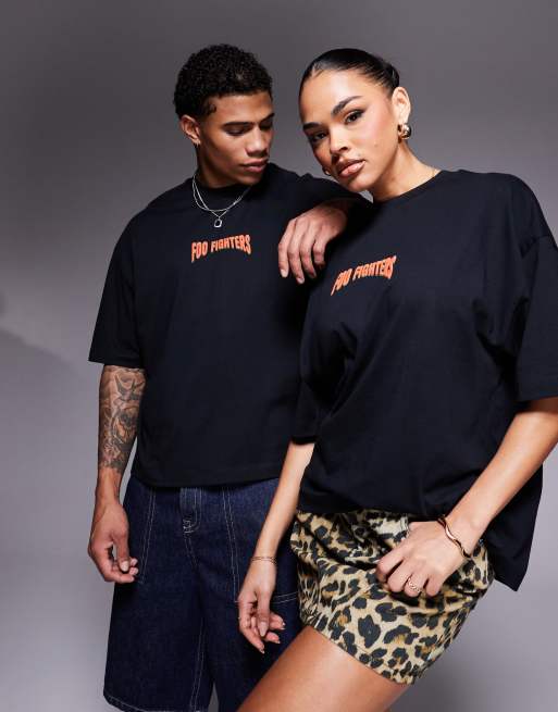Camiseta negra unisex de corte cuadrado extragrande con estampados con licencia de los Foo Fighters de ASOS DESIGN
