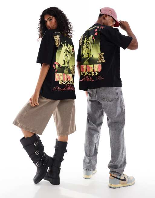 Camiseta negra unisex extragrande con estampado de "Beetlejuice" para Halloween de ASOS DESIGN, 4 de 4