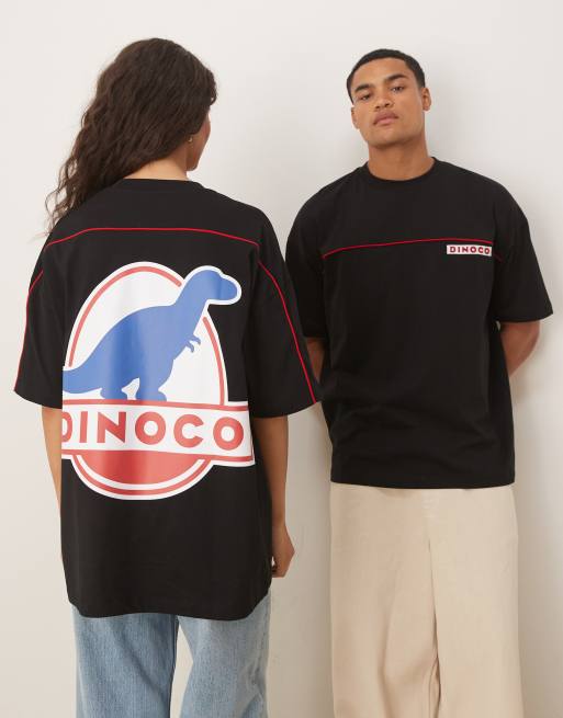 Camiseta negra unisex extragrande con estampado de Dinoco de "Cars" de Disney Pixar de ASOS DESIGN, 4 de 4