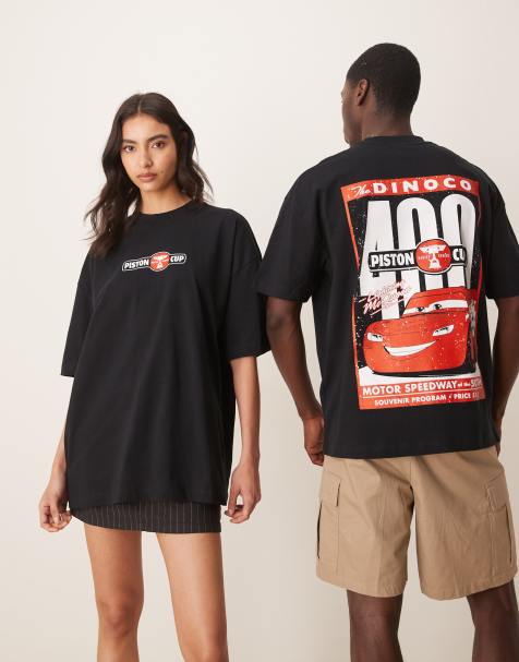 Camiseta negra unisex extragrande con estampado de Lightning McQueen de "Cars" de Disney Pixar de ASOS DESIGN - view 1