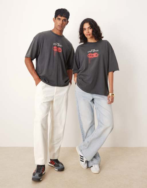 Camiseta negra unisex extragrande con estampado de vampiro de "The Lost Boys" de ASOS DESIGN, 2 de 4