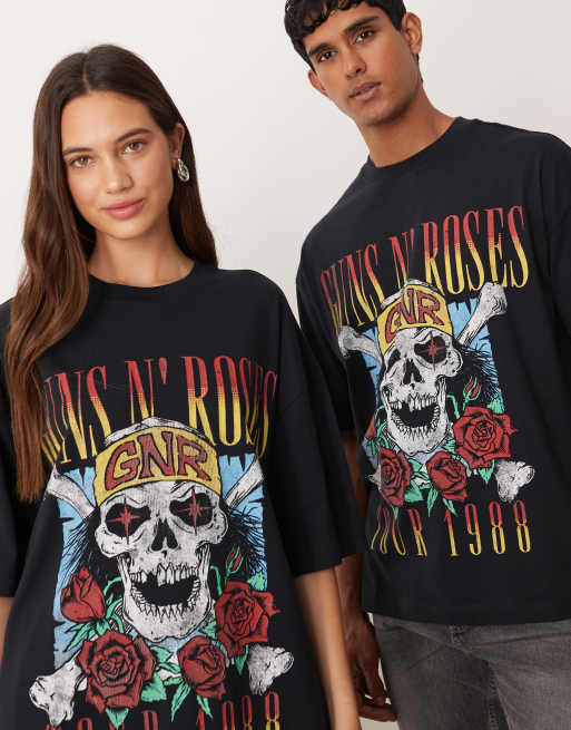 Camiseta negra unisex extragrande con estampados de Guns n' Roses de ASOS DESIGN, 4 de 4