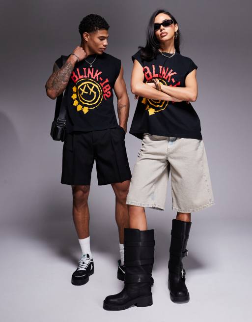 Camiseta negra unisex sin mangas de corte cuadrado extragrande con estampado Blink 182 de ASOS DESIGN, 3 de 4