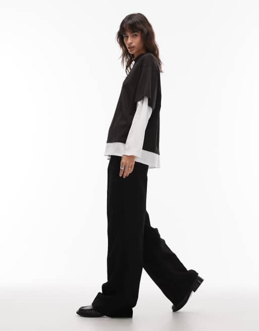 Camiseta negra y blanca extragrande de manga larga con diseño de capas ASOS DESIGN, 2 de 4