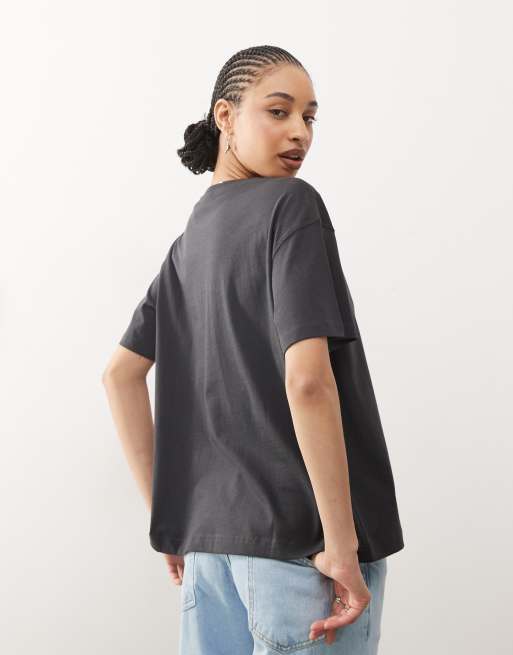Camiseta negro apagado de corte cuadrado extragrande de Weekday, 3 de 4