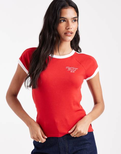 Camiseta roja con gráfico en la espalda y mangas raglán Riley de Levi's - view 1