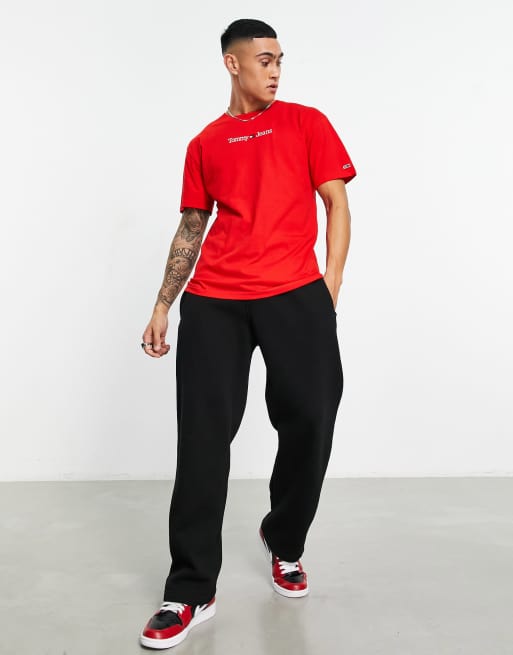 Camiseta roja de corte clásico con logo lineal de Tommy Jeans ASOS