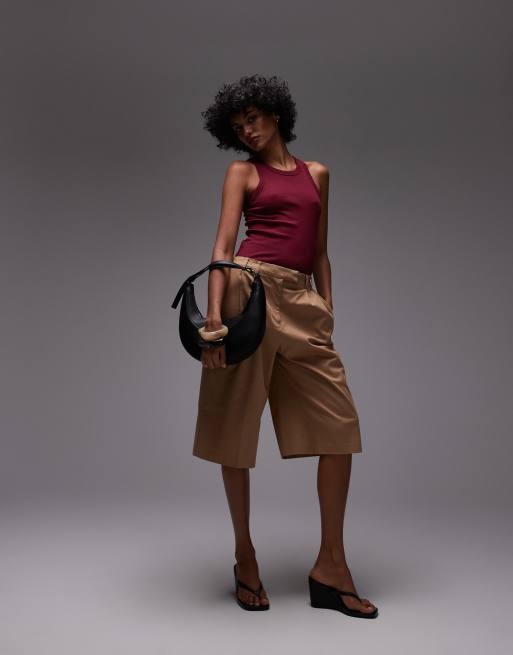 Camiseta rojo oscuro sin mangas con espalda de nadadora de punto acanalado de ARKET, 2 de 4