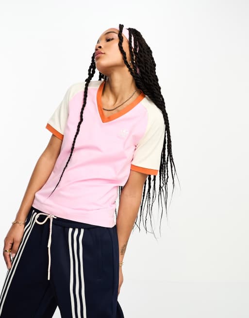 Adidas 70 años y medio sale