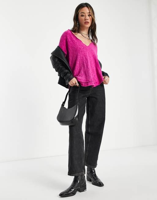 Camiseta rosa con cuello de pico North Star de Free People, 3 de 4