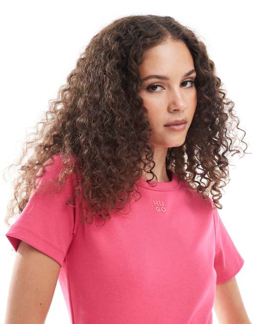 Camiseta rosa con diseño encogido de HUGO Red