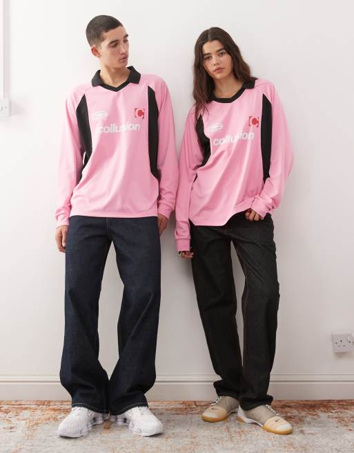 Camiseta rosa de manga larga de estilo futbolero de COLLUSION Unisex, 3 de 4