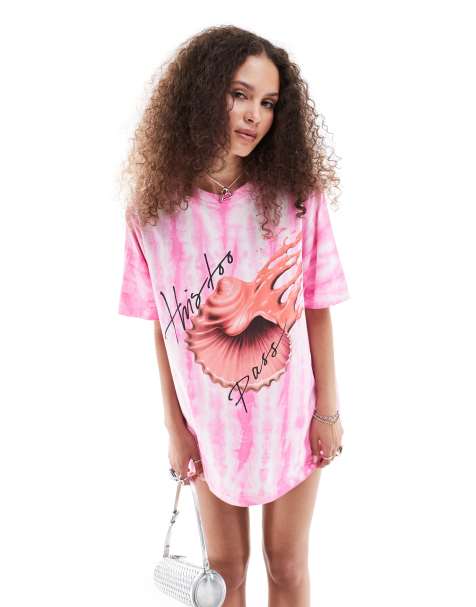 Camiseta rosa extragrande con efecto tie dye y estampado gráfico de concha de Monki - view 1