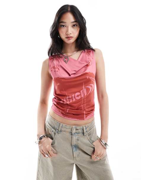 Camiseta rosa sin mangas con estampado gráfico y cuello desbocado de COLLUSION - view 1