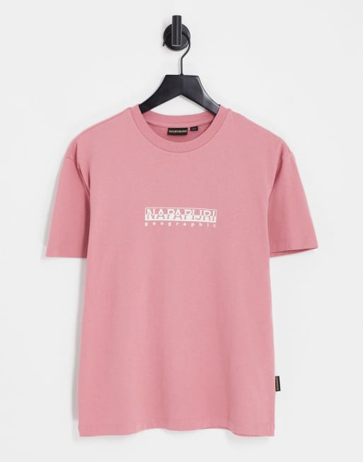 Camiseta rosas con recuadro con logo de Napapijri