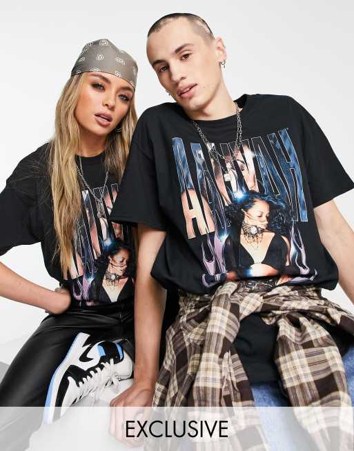 Camiseta unisex con estampado gráfico Aaliyah con licencia de Reclaimed Vintage Inspired