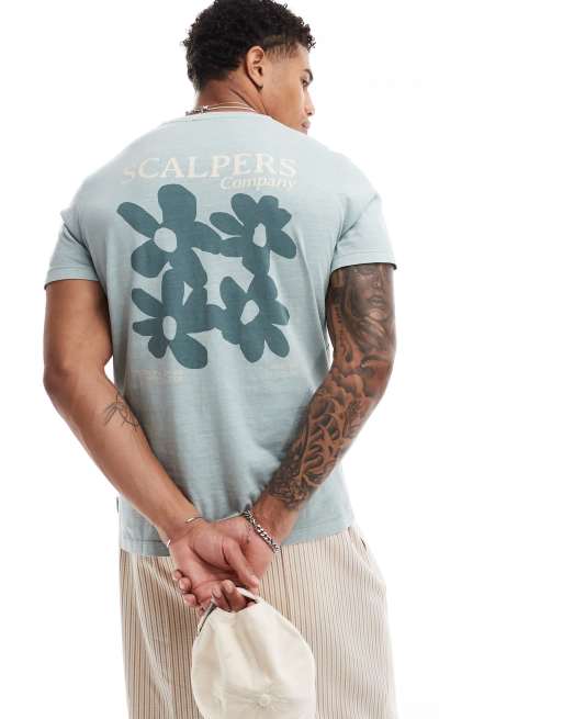 Camiseta verde claro con estampado de flores de Scalpers