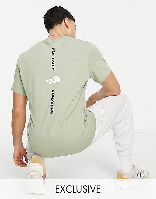 Hombre Tops | Camiseta verde con detalle vertical NSE exclusiva en ASOS de The North Face - WO78574