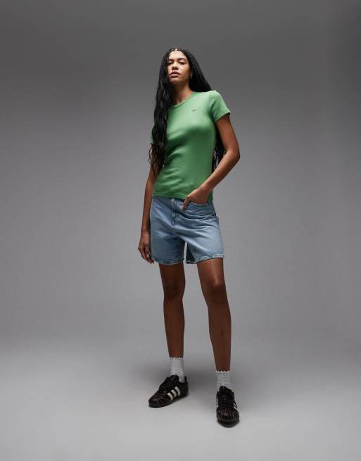 Camiseta verde con diseño encogido de canalé de Lacoste, 2 de 4
