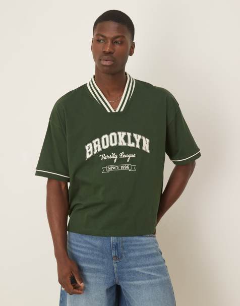 Camiseta verde de corte cuadrado extragrande con estampado gráfico deportivo de ASOS DESIGN - view 1
