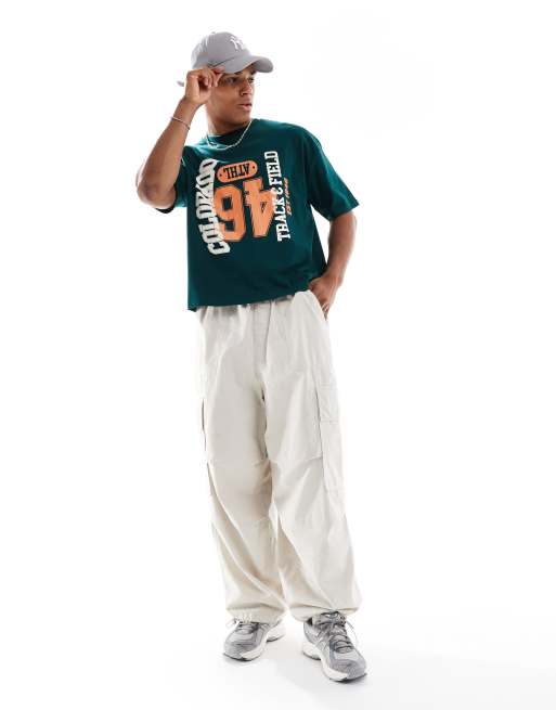 Camiseta verde de corte cuadrado extragrande con estampado gráfico universitario de ASOS DESIGN, 4 de 4