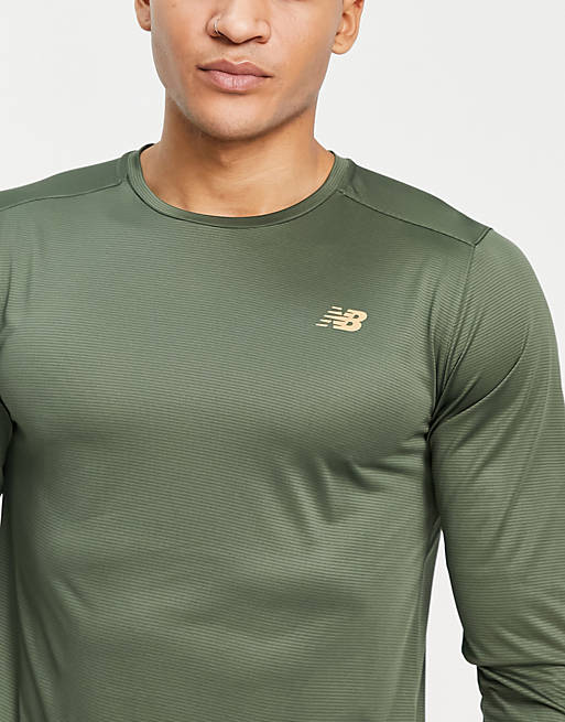 Camiseta verde de manga larga con logo Accelerate exclusiva en ASOS de New  Balance
