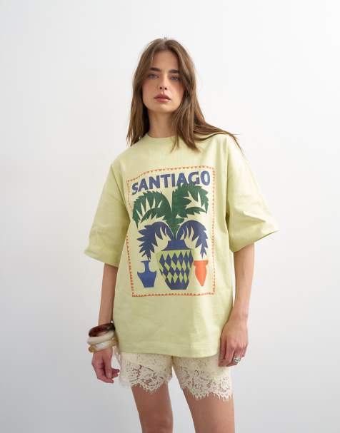 Camiseta verde extragrande con estampado gráfico "Santiago" de Topshop - view 1