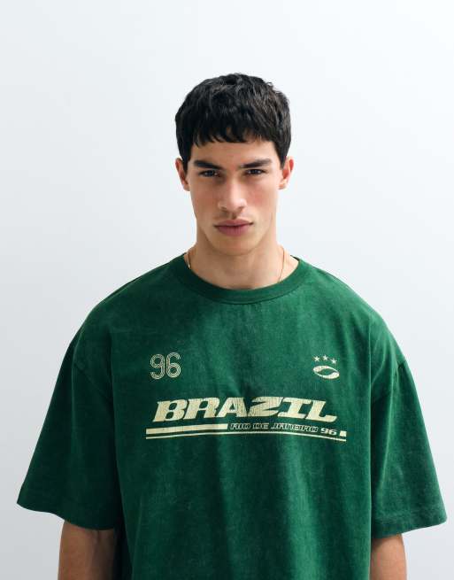 Camiseta verde lavado de corte cuadrado extragrande con estampado gráfico "Brazil" de ASOS DESIGN, 3 de 7