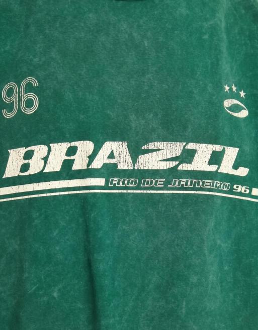 Camiseta verde lavado de corte cuadrado extragrande con estampado gráfico "Brazil" de ASOS DESIGN, 9 de 9