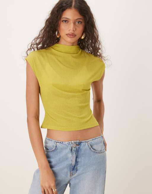 Camiseta verde oliva con cuello subido de canalé de tacto seco de ASOS DESIGN