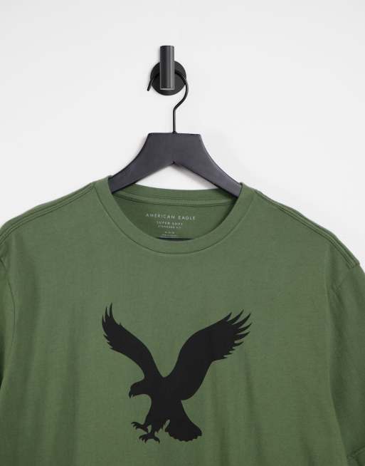 Camiseta verde oliva con logo grande de águila de American Eagle | ASOS