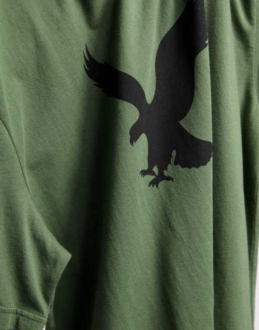 Camiseta verde oliva con logo grande de águila de American Eagle | ASOS