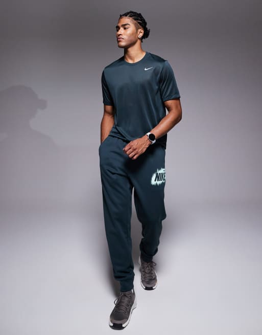 Camiseta verde oscuro Dri-FIT Legend de Nike Training, 2 de 5