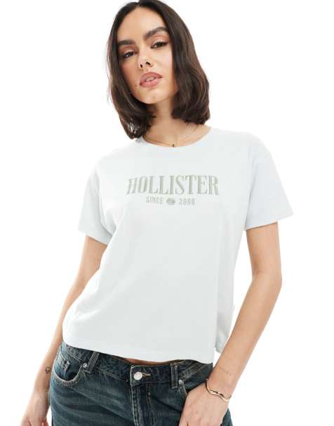 Camiseta verde salvia con logo de texto de Hollister - view 1
