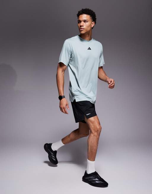 Camiseta verde salvia D4T Essentials de adidas Training, 2 de 5