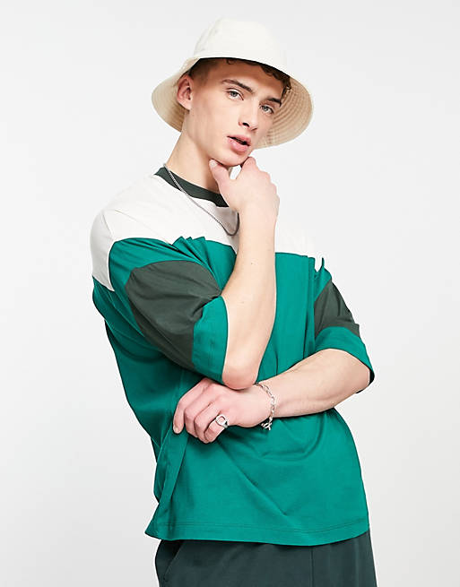 Hombre Other | Camiseta verde y blanca extragrande con diseño color block de ASOS DESIGN - YS20710