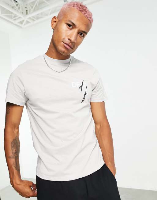 Camiseta violeta grisáceo con logo estampado en el pecho de algodón orgánico de ASOS Dark Future