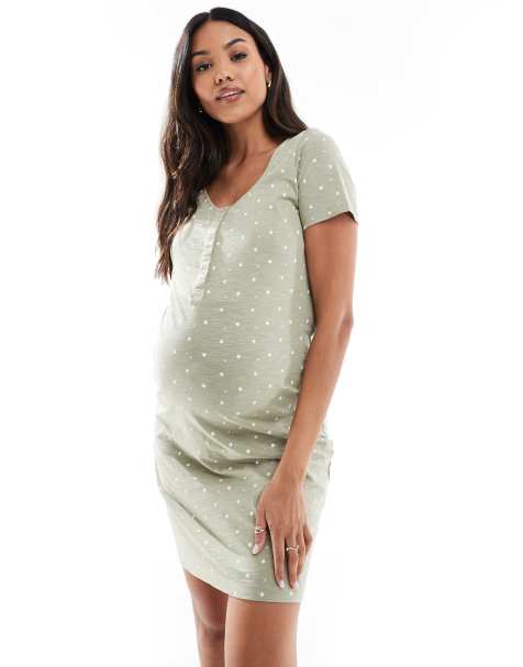 Camisón verde salvia con estampado de estrellas y diseño para lactancia de Mamalicious Maternity - view 1