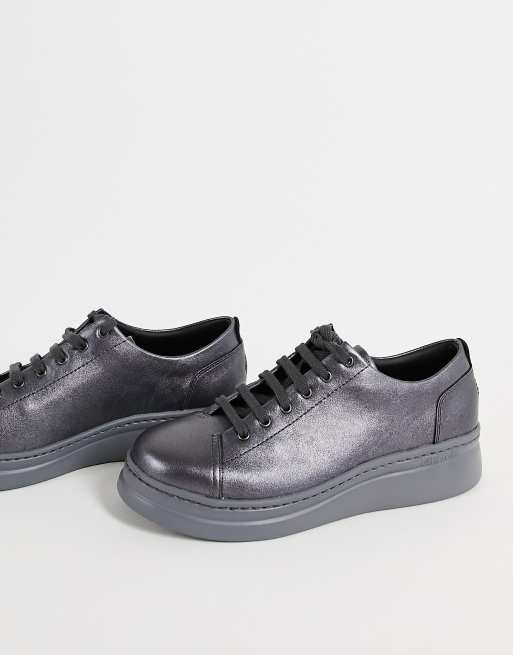 Camper - Grå metalfarvede flatform-sneakers