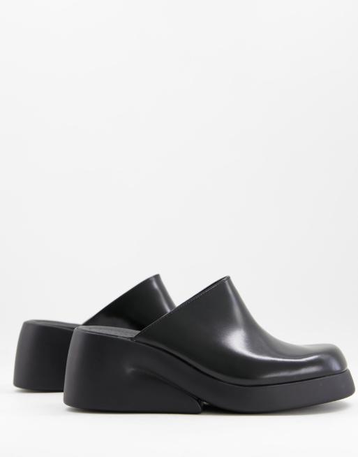 Camper mules hot sale