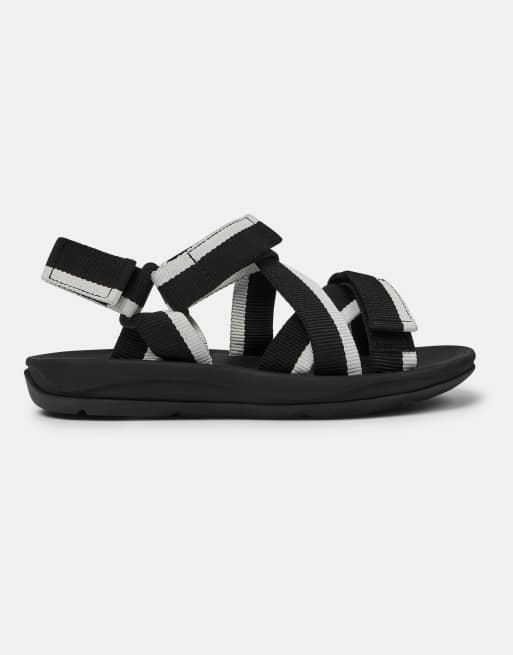 Camper – Match – Sandalen in Schwarz/Weiß