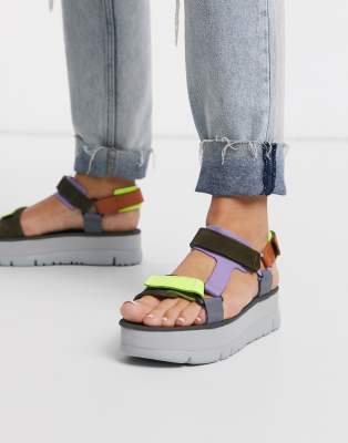 sandalias oruga camper